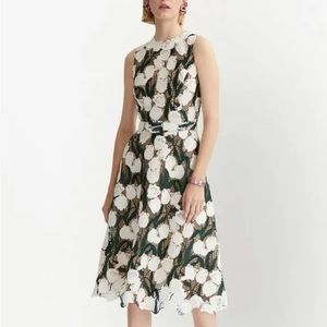 Oscar De La Renta tulip lace cocktail dress